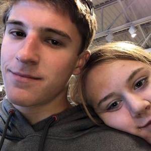 Meet your Posher, Mel